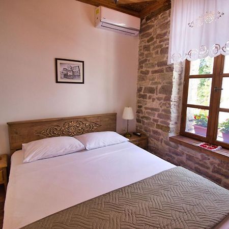4 Rooms Since 1950 Gjirokastër Екстериор снимка