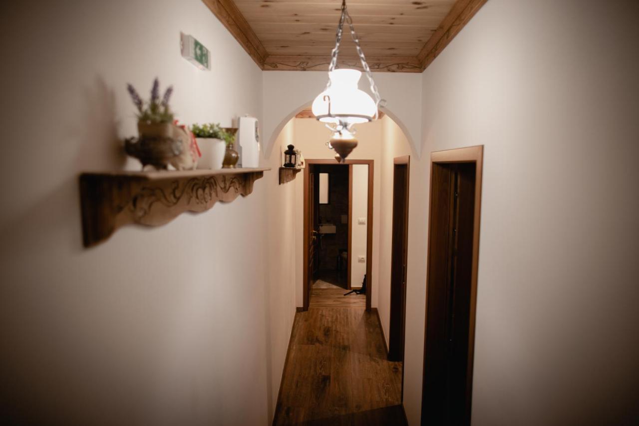 4 Rooms Since 1950 Gjirokastër Екстериор снимка
