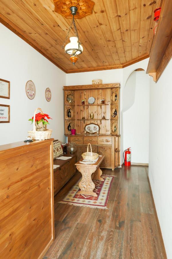 4 Rooms Since 1950 Gjirokastër Екстериор снимка