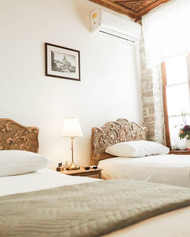 4 Rooms Since 1950 Gjirokastër Екстериор снимка