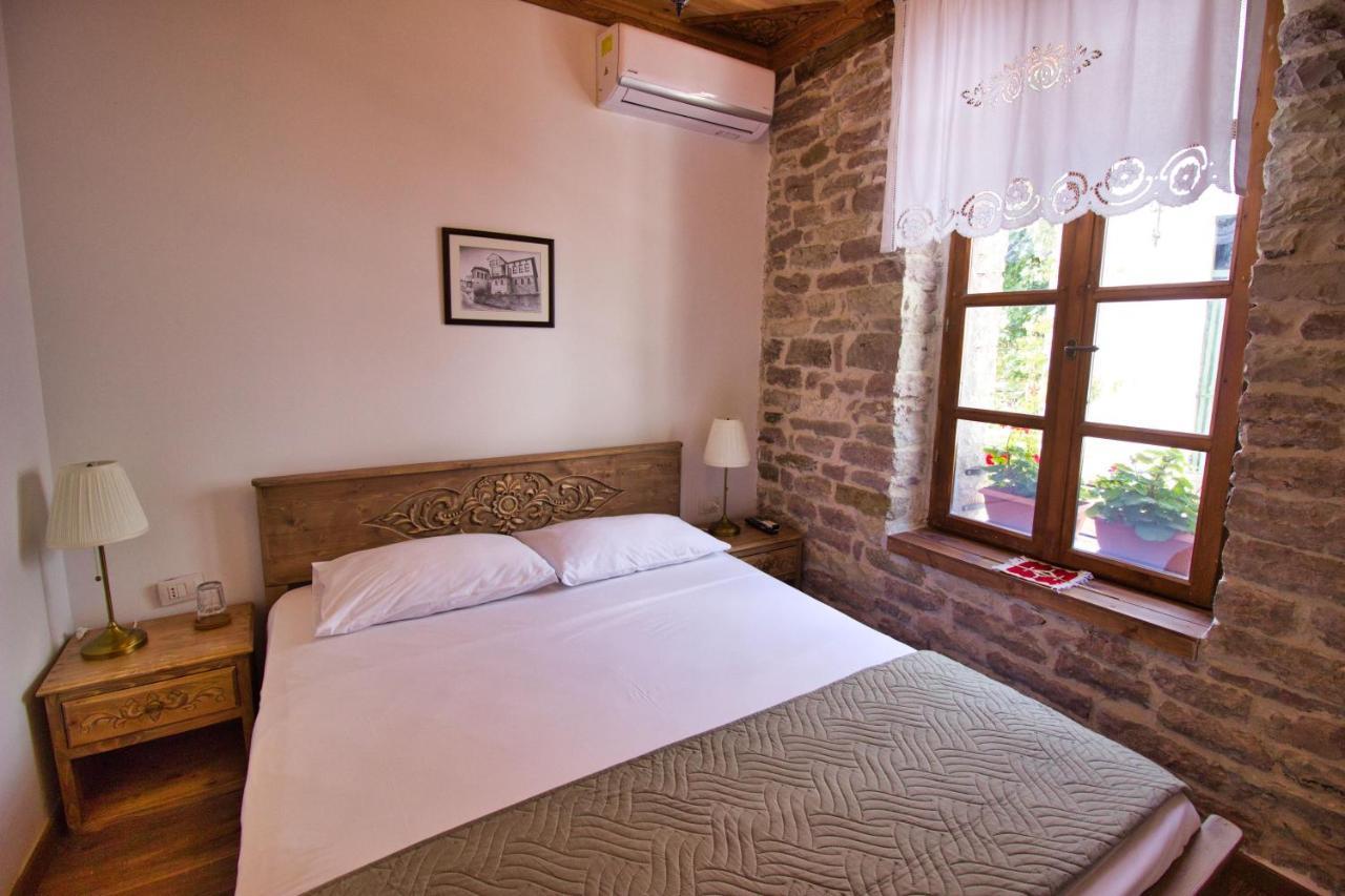 4 Rooms Since 1950 Gjirokastër Екстериор снимка